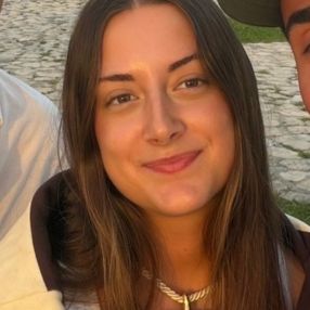 Natalia, Babysitter in Campuzano