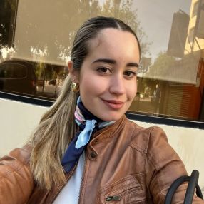 Nerea, Niñera o canguro en Alginet
