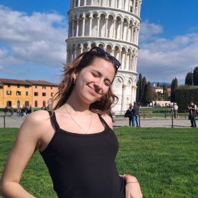 Victoria, Babysitter in Picassent