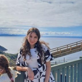 Imane, Babysitter in Azpeitia