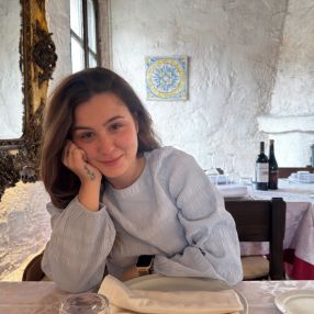 Maria del mar, Babysitter in Cobeja