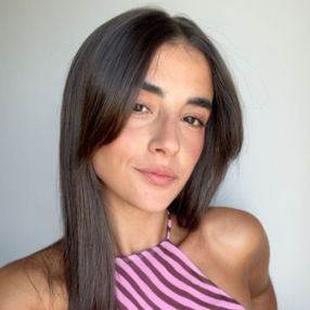 Ana, Niñera o canguro en Dos Hermanas