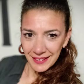 Vanesa, Niñera o canguro en Miralcamp