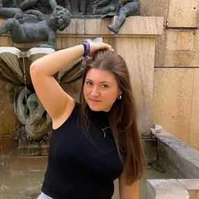 Claudia, Niñera o canguro en Quart de Poblet