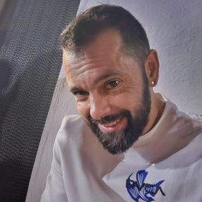 Jeru, Familia en Santurce