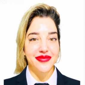 Antonia, Niñera o canguro en Lebrija