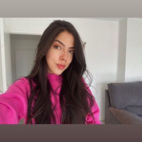 Stephanie, Niñera o canguro en Alcira