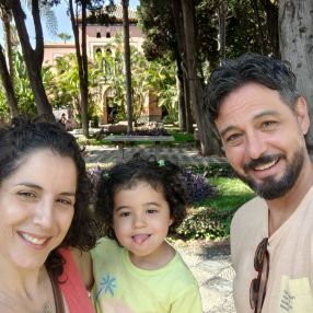 Casita, Family in Pinto
