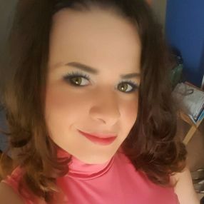 Virginia, Niñera o canguro en Gelida