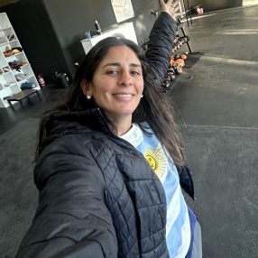 Florencia, Niñera o canguro en Astillero