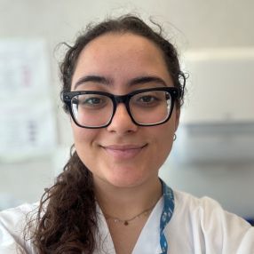 Salma, Babysitter in Barbate
