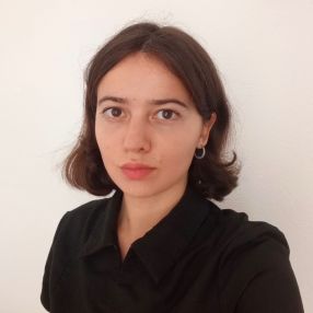 Isidora, Niñera o canguro en San Pedro de Ribas