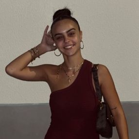 Claudia, Babysitter in Montijo