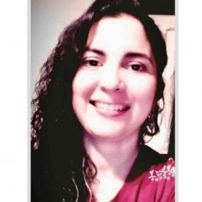 Edelmira, Babysitter in Sant Boi de Llobregat