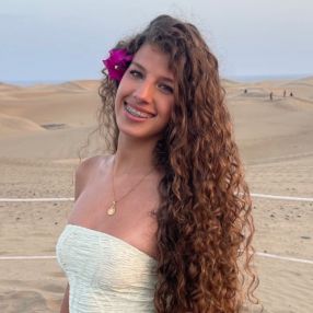 Anais, Niñera o canguro en Benejúzar