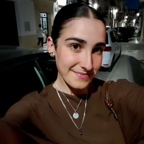 Laura, Niñera o canguro en Aguilar de la Frontera