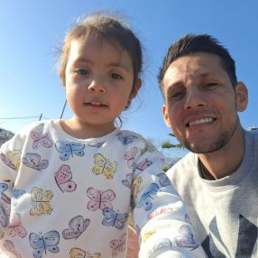 John, Familia en Fuengirola