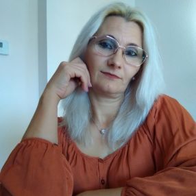 Gina, Babysitter in Madridejos