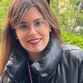 Laura, Babysitter in Navalcarnero
