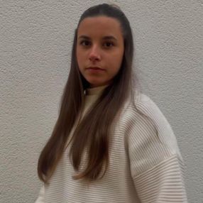Iris Cristina, Babysitter in Orba
