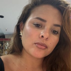 Belen, Babysitter in Lasarte-Oria