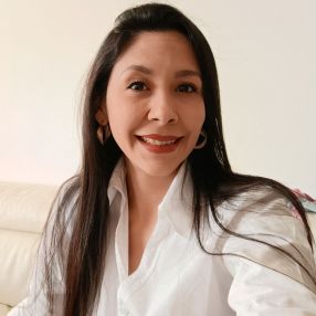 BRICEILA, Niñera o canguro en Linares