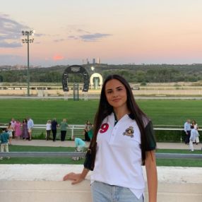 Lucia, Babysitter in Becerril de la Sierra