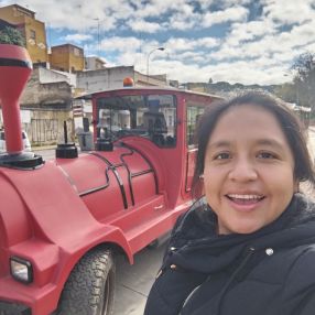 Elizabeth Dayana, Niñera o canguro en El Viso del Alcor