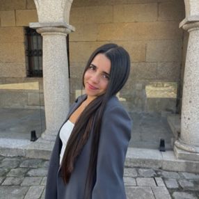 Melania, Babysitter in Sant Antoni de Portmany