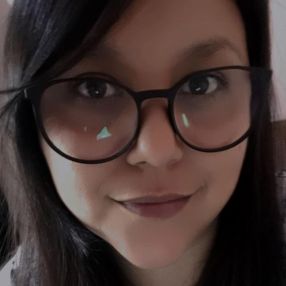 Andressa, Niñera o canguro en Santurce