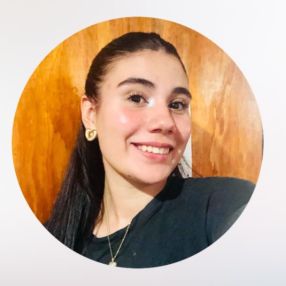 Milagros, Niñera o canguro en Alguazas