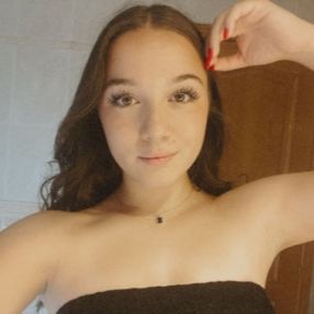 Laura, Niñera o canguro en Fuentidueña de Tajo