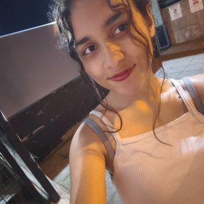 Maria fernanda, Niñera o canguro en Santa María de Cayón
