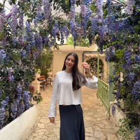 Valeria, Babysitter in Gelves