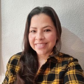Julia, Babysitter in Fuente Álamo
