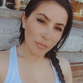 Laura Marcela, Niñera o canguro en Elche