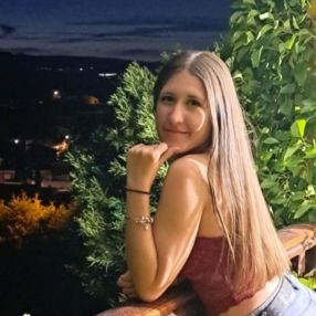 Cloe, Niñera o canguro en Torrejón del Rey