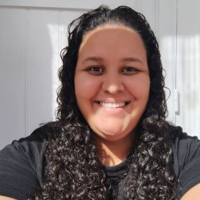 Larissa, Babysitter in Carral