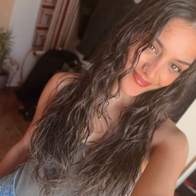 Emilia, Babysitter in Jaén