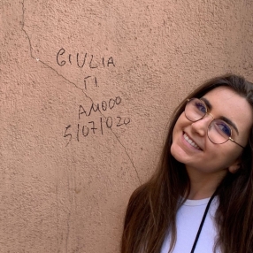 JÚLIA, Niñera o canguro en Sitges