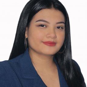 Yesica, Niñera o canguro en Lalín