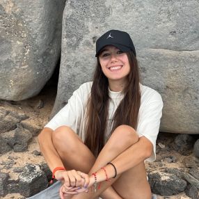 Rebeca, Niñera o canguro en Bétera
