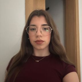 Isona, Babysitter in Cubelles