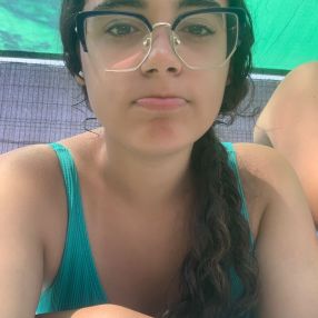 Natalia, Niñera o canguro en Hinojosa del Duque
