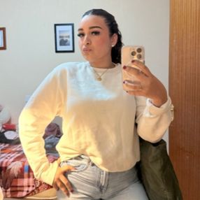 Elena, Niñera o canguro en Horche