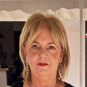 Maria, Niñera o canguro en Villalonga