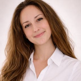 Maria, Babysitter in Herencia