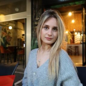 Helena, Babysitter in Bellavista