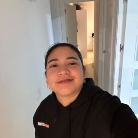 Jennifer Andrea, Niñera o canguro en Alfaz del Pi