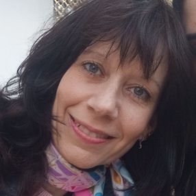 Luisa, Babysitter in Écija